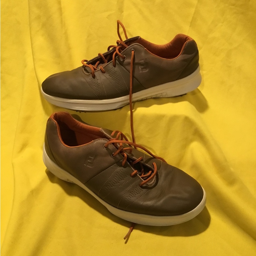 FJ Men's Brown and Orange Golf golf shoes SZ 10 NWT